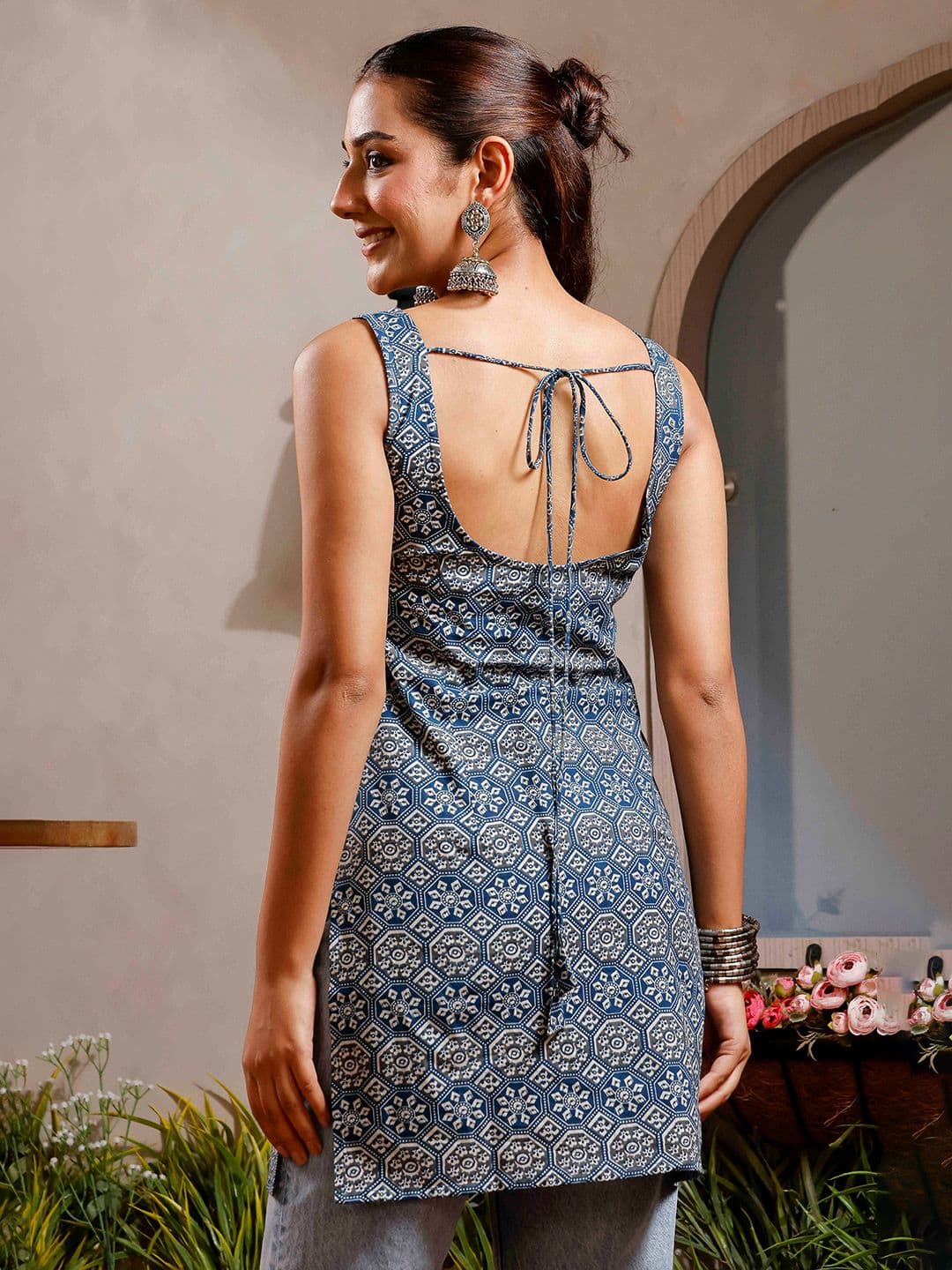 Anouk Rustic Floral Printed Square Neck Pure Cotton Kurti - view 1