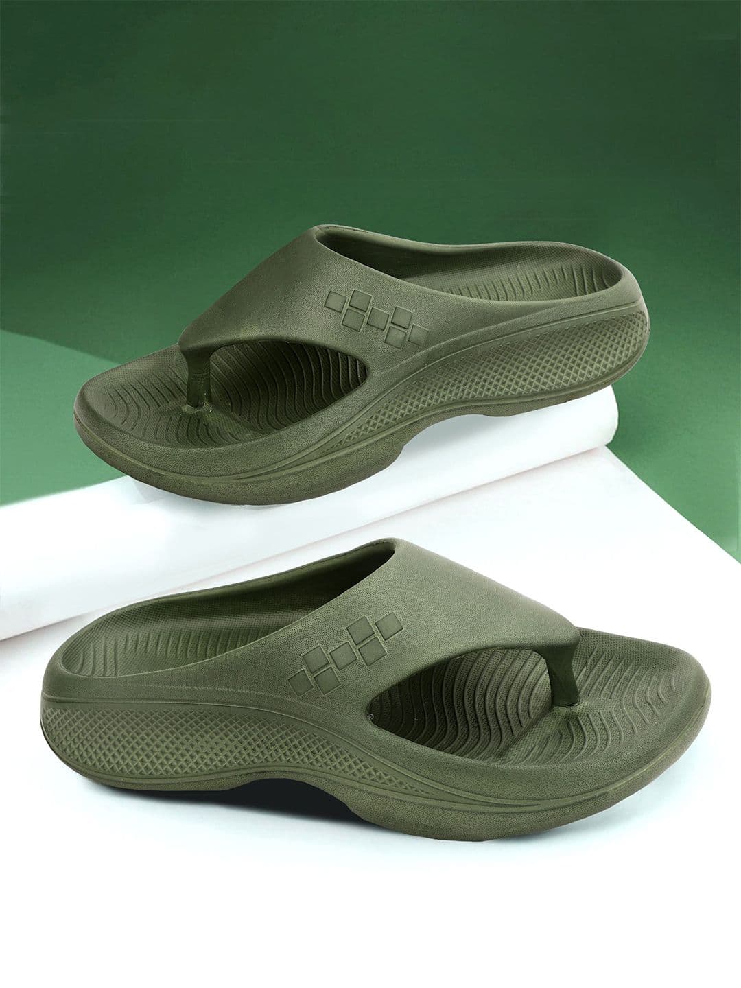 TROTUS Men Rubber Thong Flip-Flops - view 1