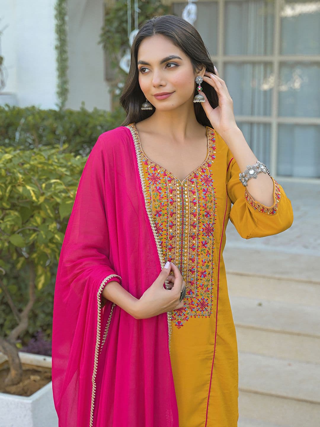 SANISA Women Ethnic Motifs Embroidered Regular Thread Work Kurta with Palazzos & With Dupatta - view 1