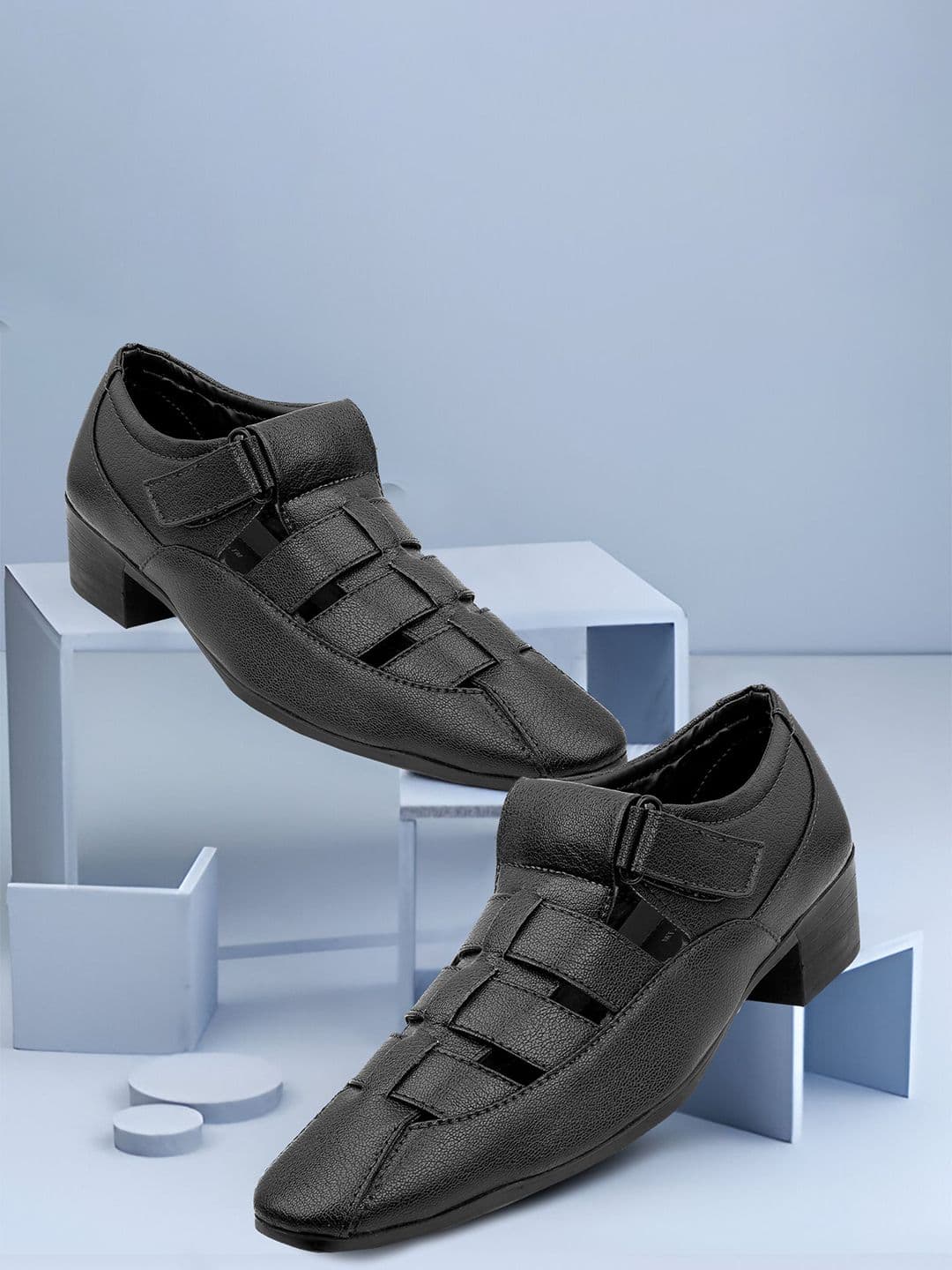 Bxxy Shoe-Style Formal Sandals - view 1