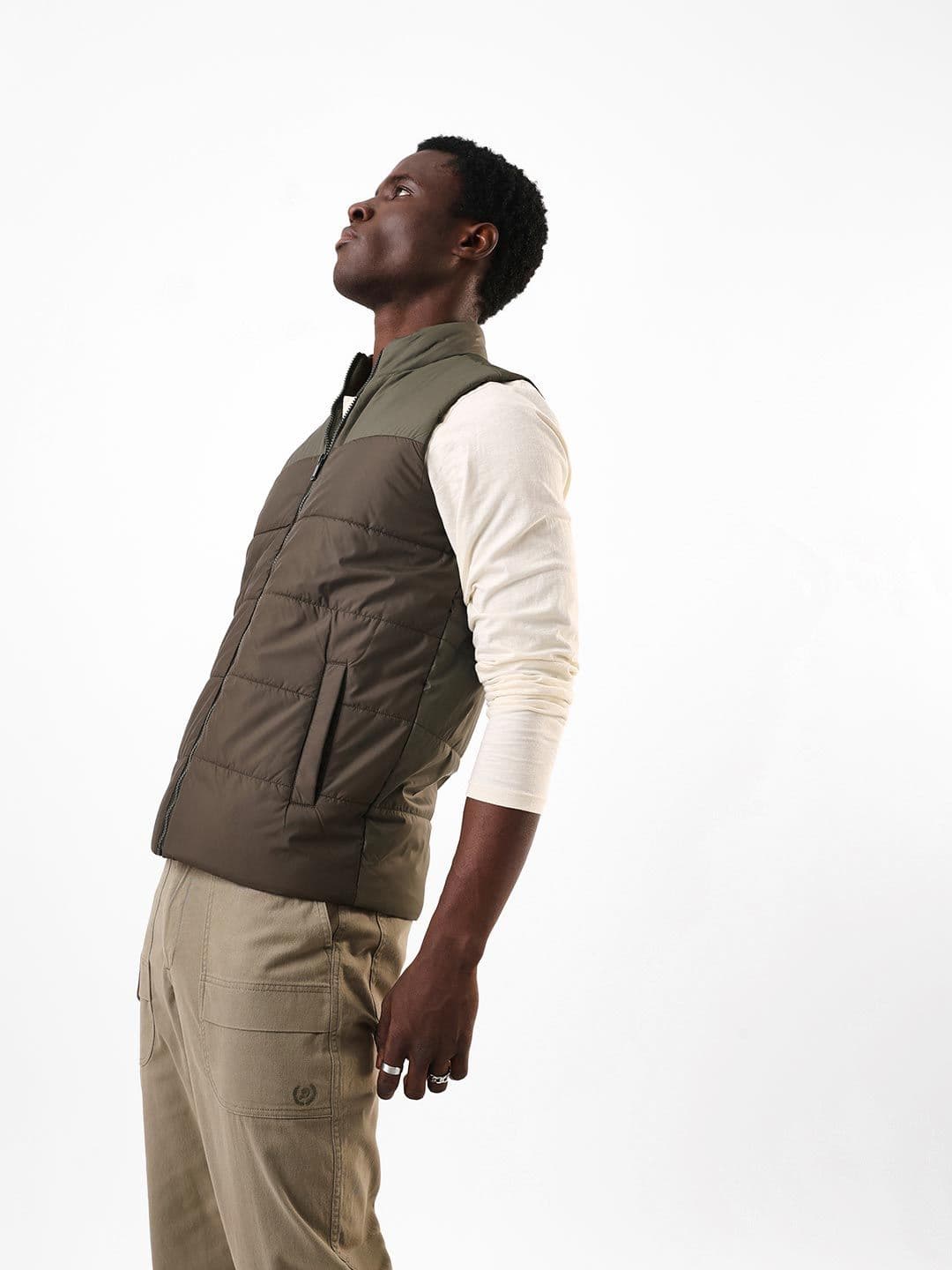 Dennis Lingo Men Mock Collar Colourblocked Gilet Jacket - view 1