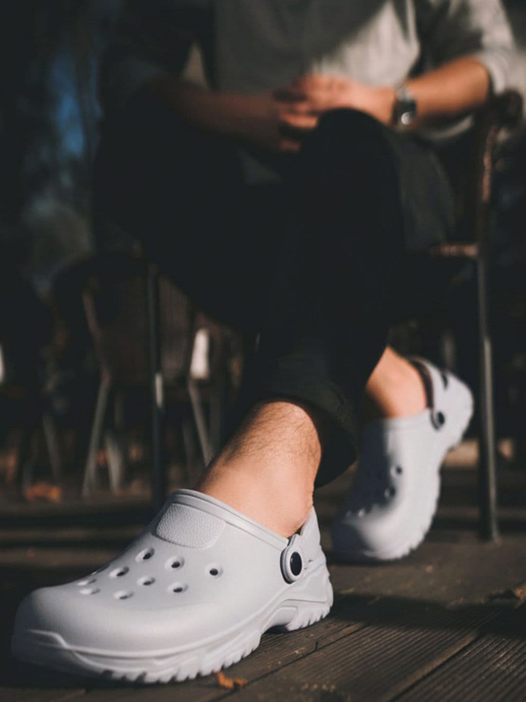 Bewakoof Men's Light Grey EVA Comfy Clogs - view 1