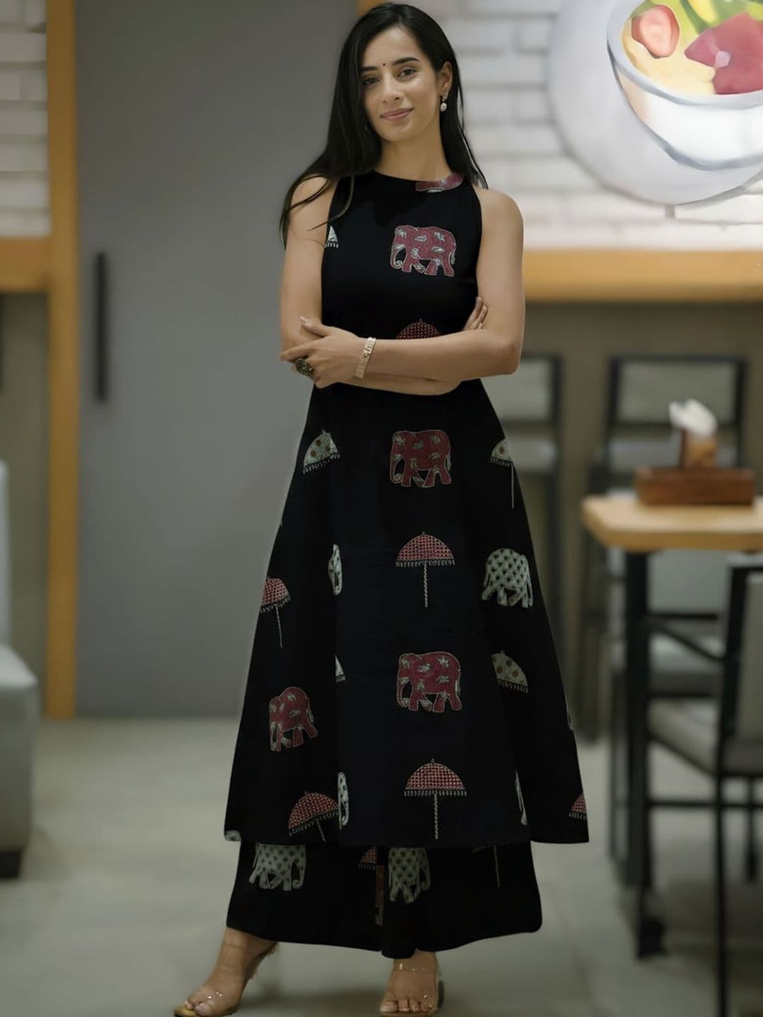 GoSriKi Ethnic Motifs Printed Sleeveless Straight Kurta With Palazzos - view 1