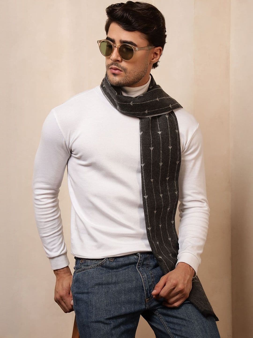 HANDICRAFT PALACE Men Striped Reversible Muffler - view 1