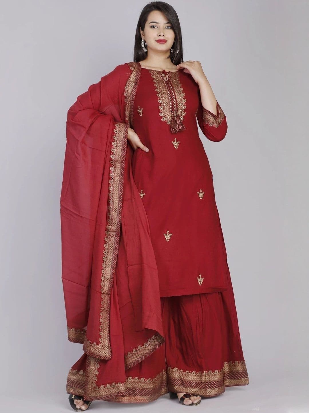 shoecom Womens Maroon Embroidered Kurta Set - view 1