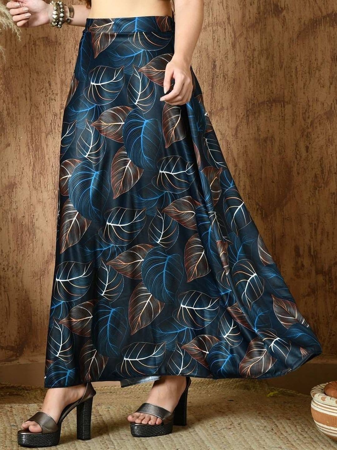 Vagisha Women Leaf Printed Flared Maxi Skirt - view 1