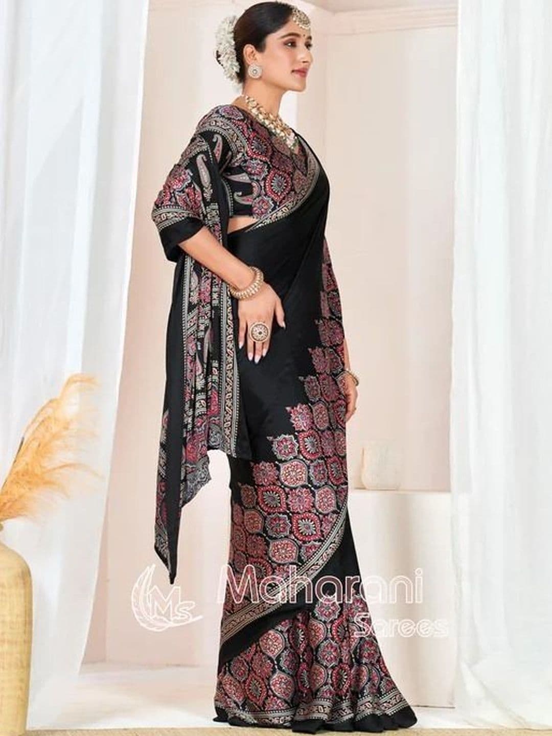 GHAN SALS Ethnic Motifs Embroidered Poly Crepe Heavy Work Baluchari Saree - view 1
