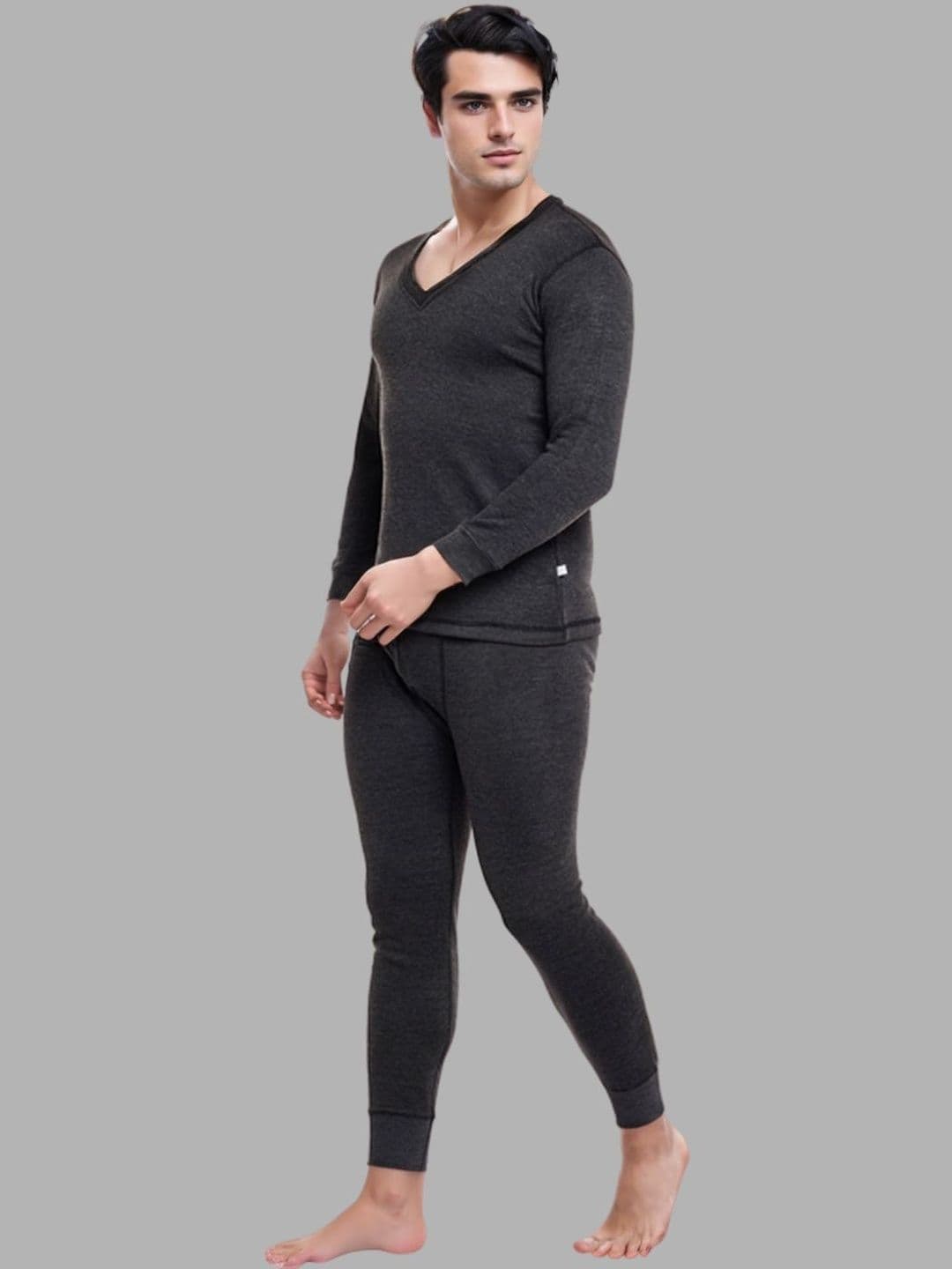 MACK JONNEY Men Ribbed Warmer Breathable & Quick-Drying Thermal Top - view 1
