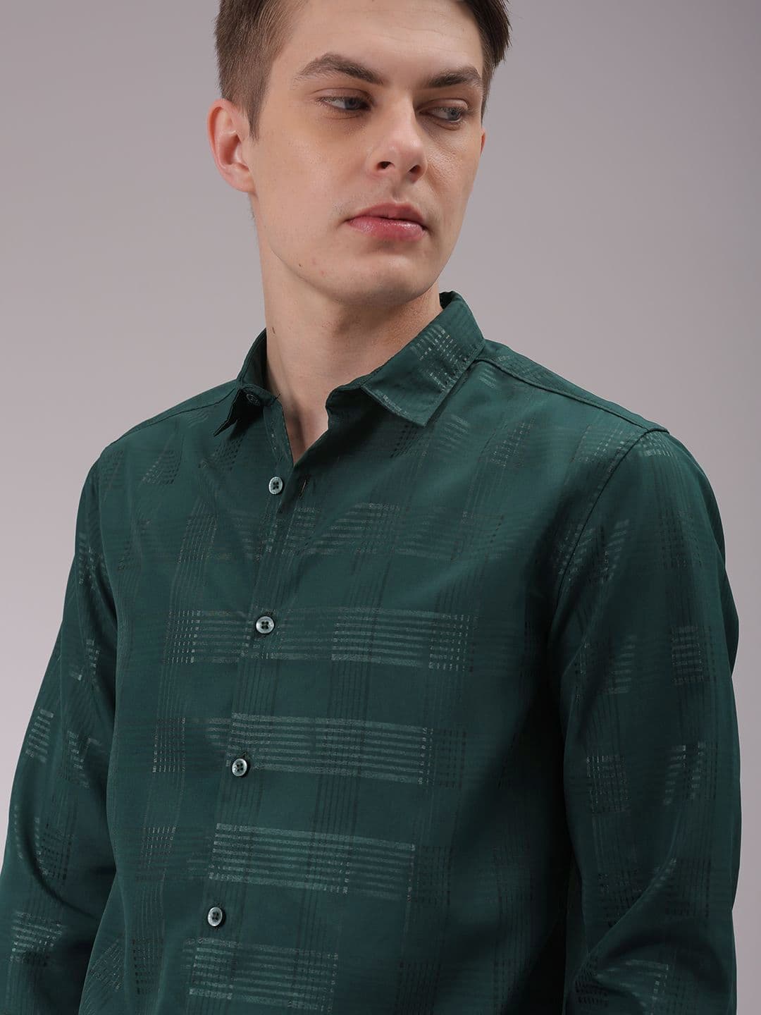 The Indian Garage Co Men Cutaway Collar Solid Slim Fit Casual Shirt - view 1