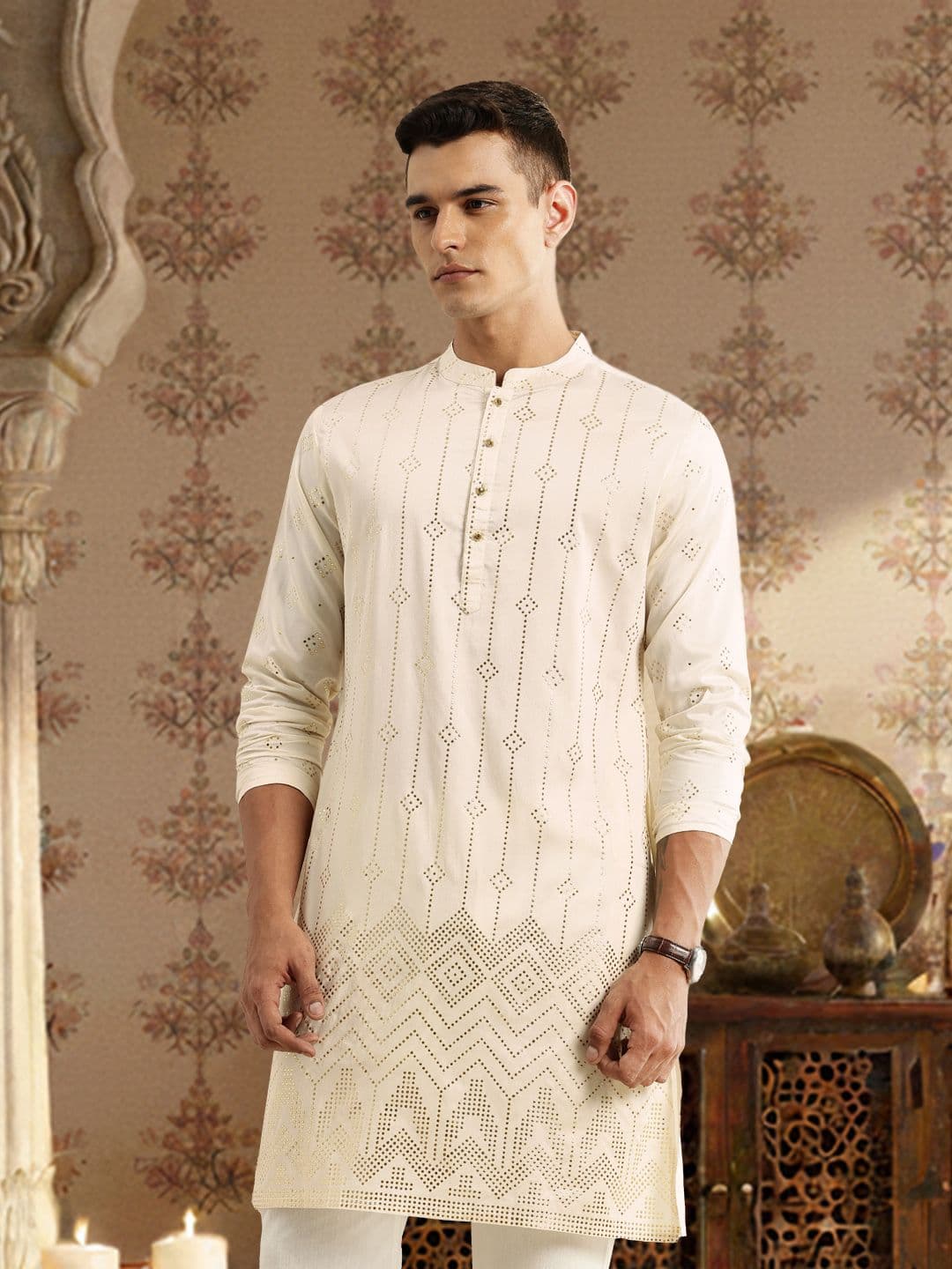 House of Pataudi Geometric Embellished Mandarin Collar Straight Jashn Kurta - view 1