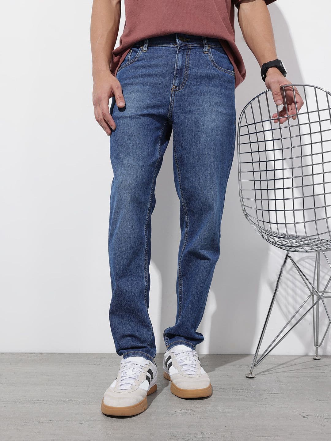 The Roadster Life Co. Men Carrot Fit Light Fade Stretchable Jeans - view 1
