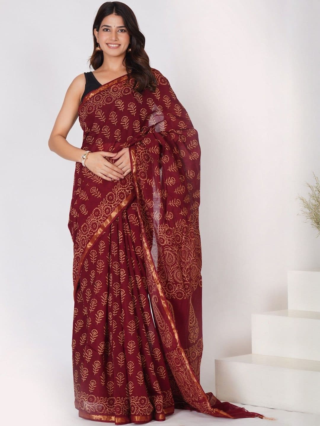 Shivya Ethnic Motifs Printed Zari Bagru Saree - view 1