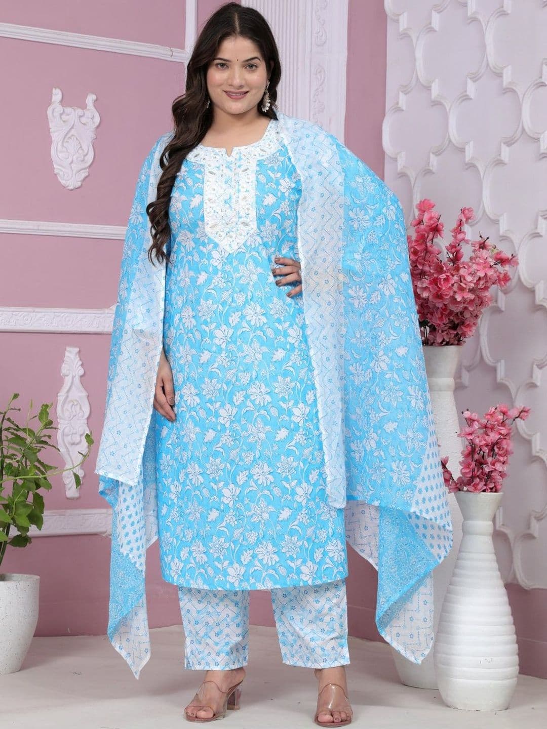 HIGHLIGHT FASHION EXPORT Plus Size Floral Printed Thread Work Pure Cotton Kurta Set - view 1