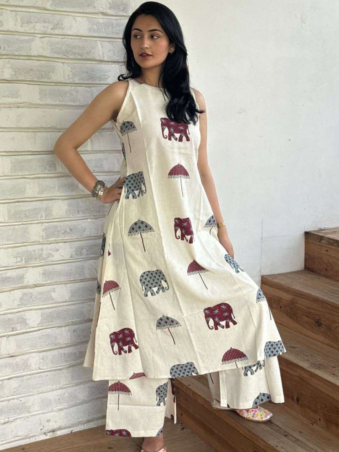 Aaghnya Plus Size Ethnic Motifs Printed Anarkali Kurta with Palazzos - view 1
