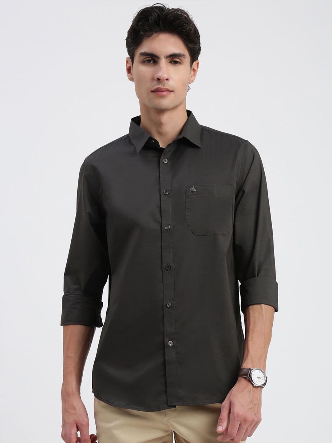 Chennis Spread Collar Slim Fit Cotton Casual Shirt - view 1