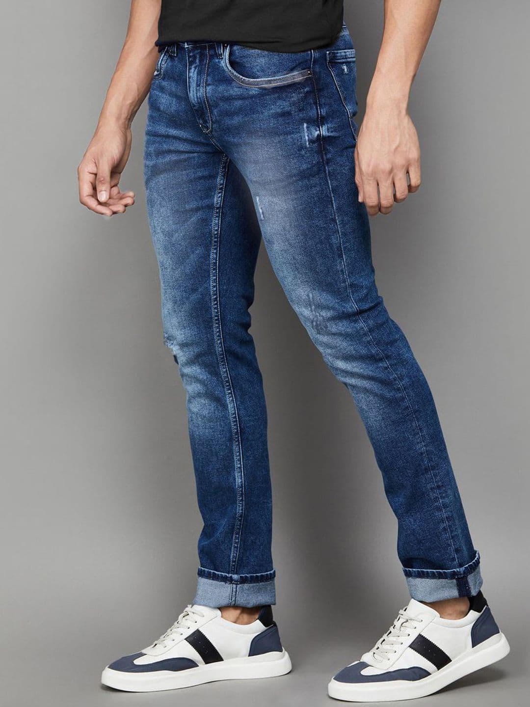 fineblu Men Slim Fit Mid-Rise Mildly Distressed Stretchable Jeans - view 1