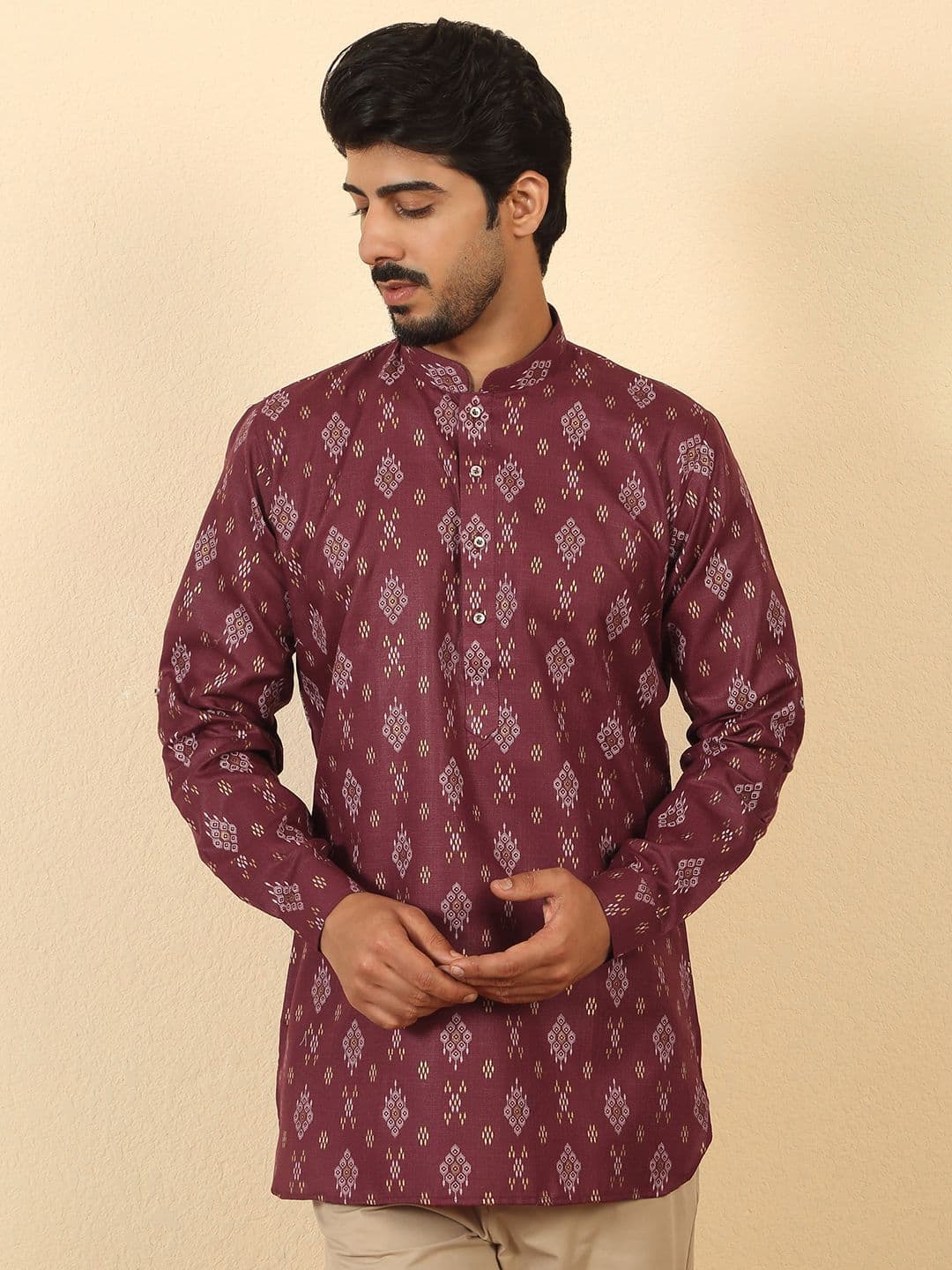KRAFT INDIA Men Roll-up Sleeves Short Kurta - view 1