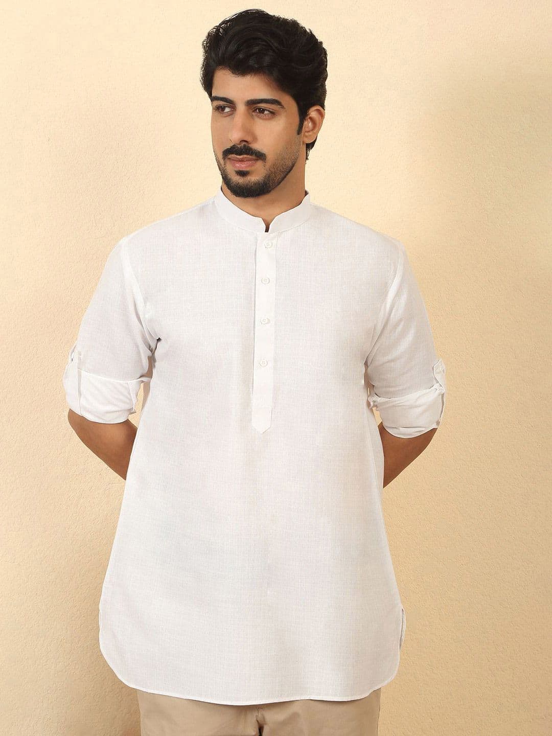 KRAFT INDIA Men Solid Mandarin Collar Cotton Blend Short Kurta - view 1