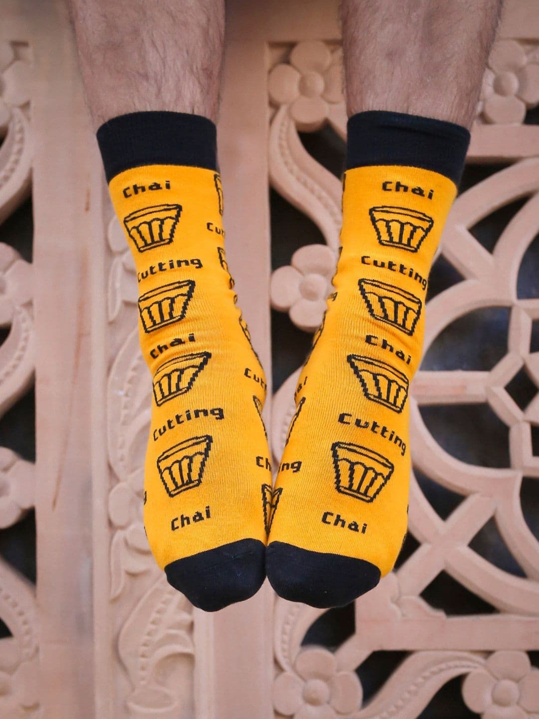 Dynamocks Unisex Yellow & Black Above Ankle Length Socks - view 1