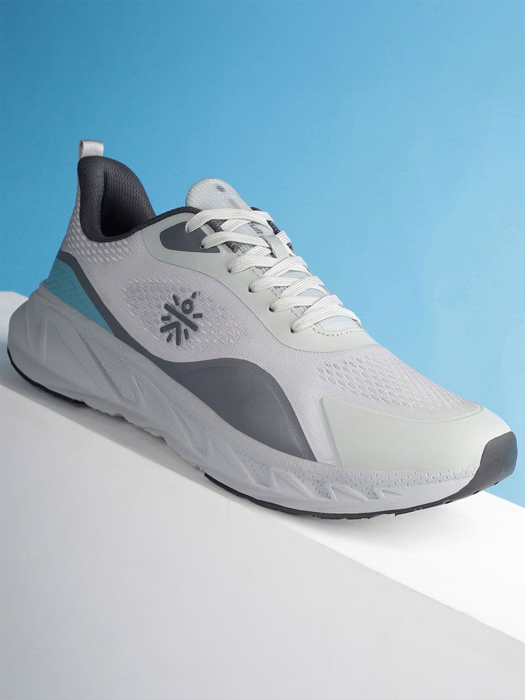 CULT Men Light Grey Torque Running Shoes - view 1