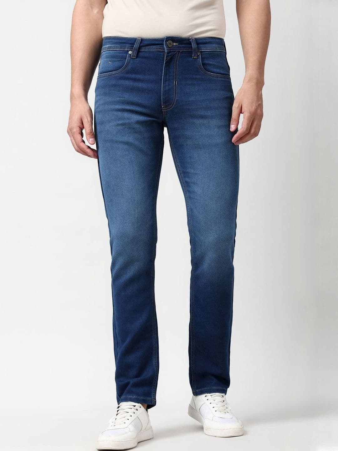Peter England Casuals Men Slim Fit Mid-Rise Clean Look Light Fade Jeans - view 1