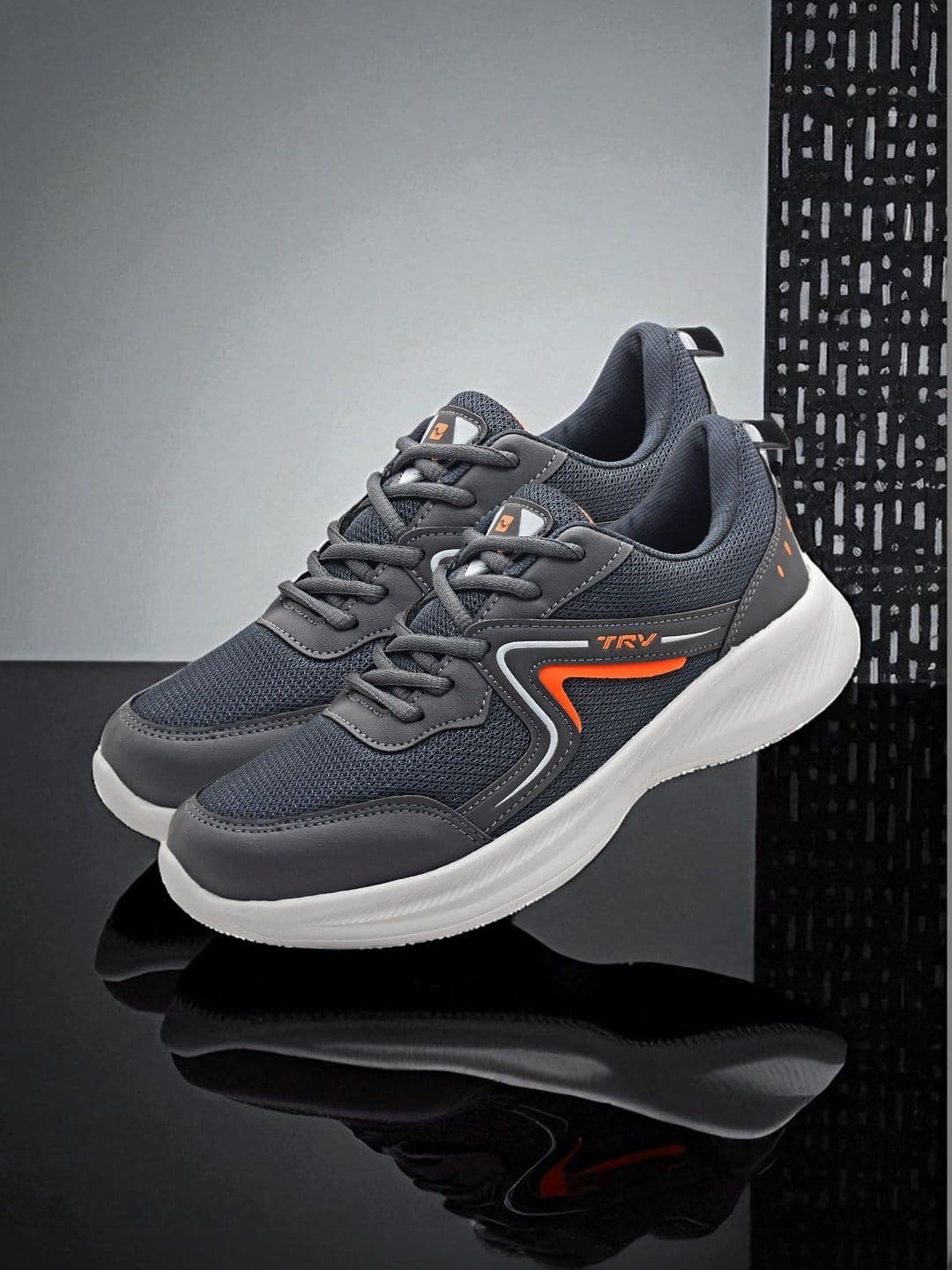 TRV Men Running Non-Marking Shoes - view 1