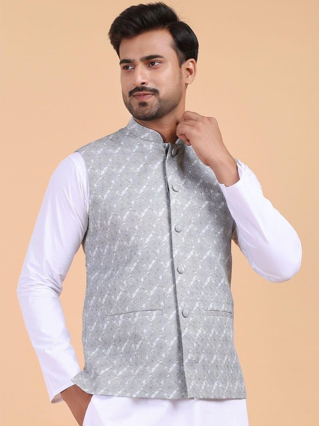 W & G Men Woven Design Pure Silk Mandarin Collar Nehru Jacket - view 1