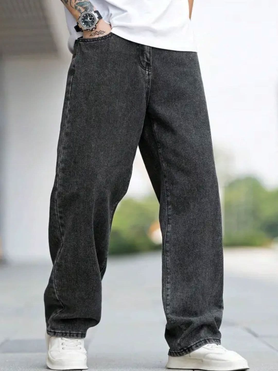 SZN Men Classic Baggy Fit Mid-Rise Light Fade Stretchable Jeans - view 1