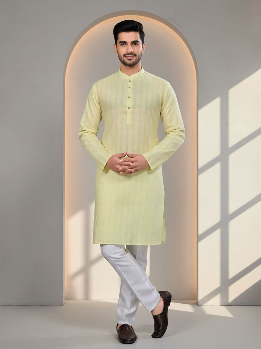 JUGG JUGG JEEYO Men's Self Design Regular Fit Full Sleeve Kurta - view 1