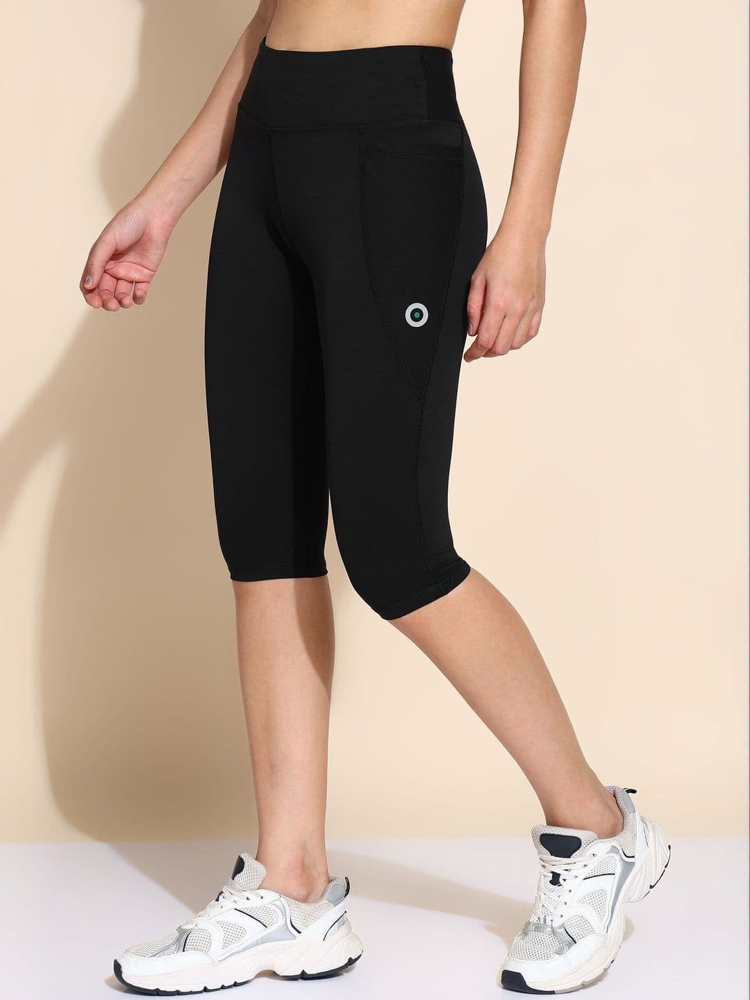 Barbora Women High-Rise Knee Length Dry Fit Tights - view 1