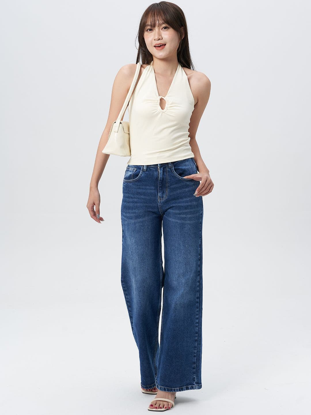Off Duty India Overcast Waist Mid Blue Low Distress Light Fade High-Rise Wide Leg Jeans - view 1