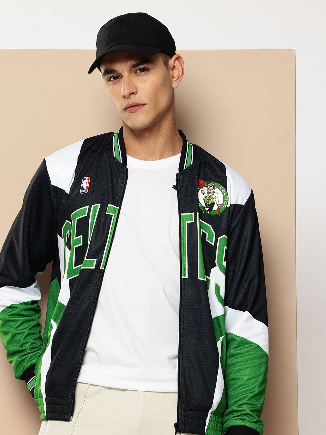 NBA Chicago Bulls Printed Mandarin Collar Bomber Jacket - view 1