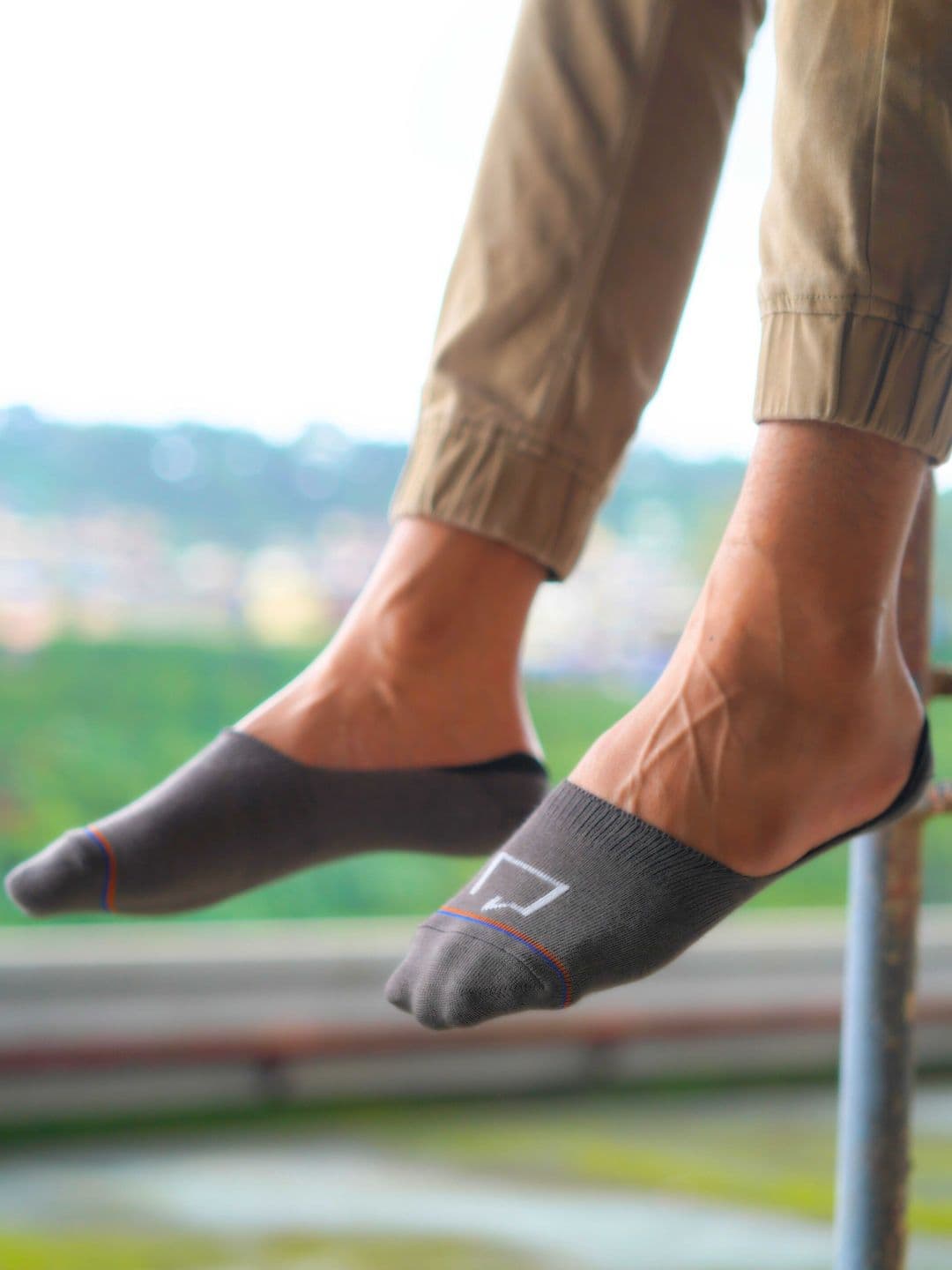 ROAR FOR GOOD Unisex No Show Organic Bamboo Shoe Liners Socks - view 1