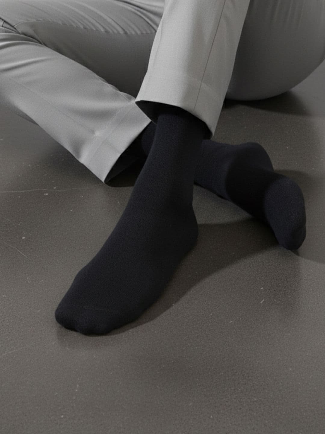 Bonjour Men Set of 4 Black Socks - view 1