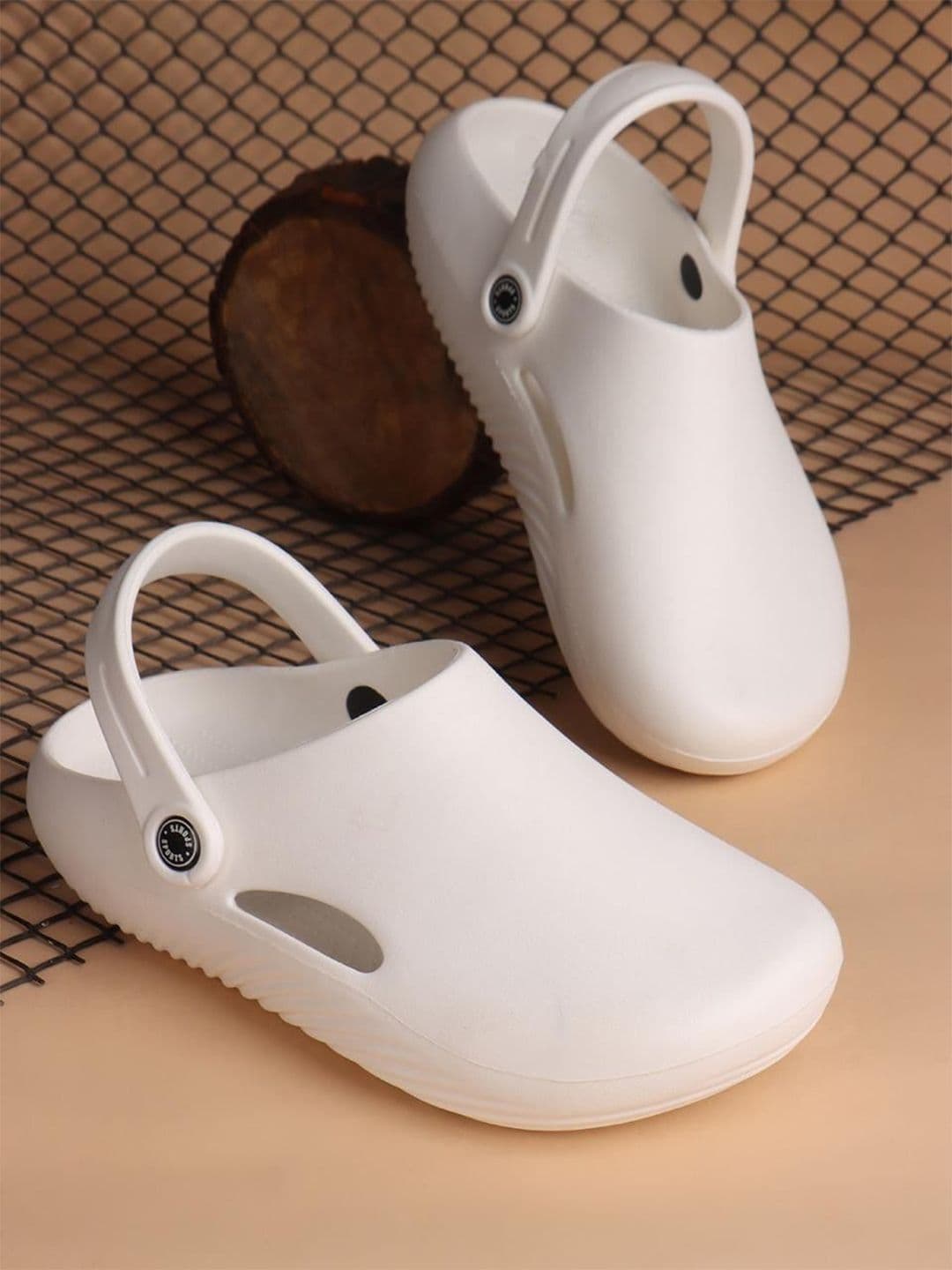 glitchez Men Solid Casual Clogs - view 1