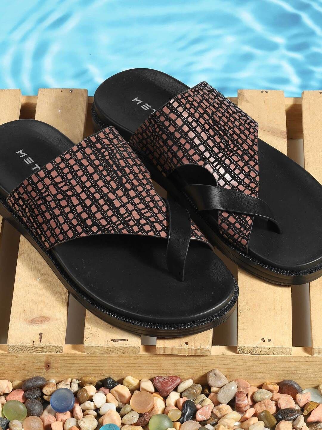 Metro Men Thong Flip-Flops - view 1