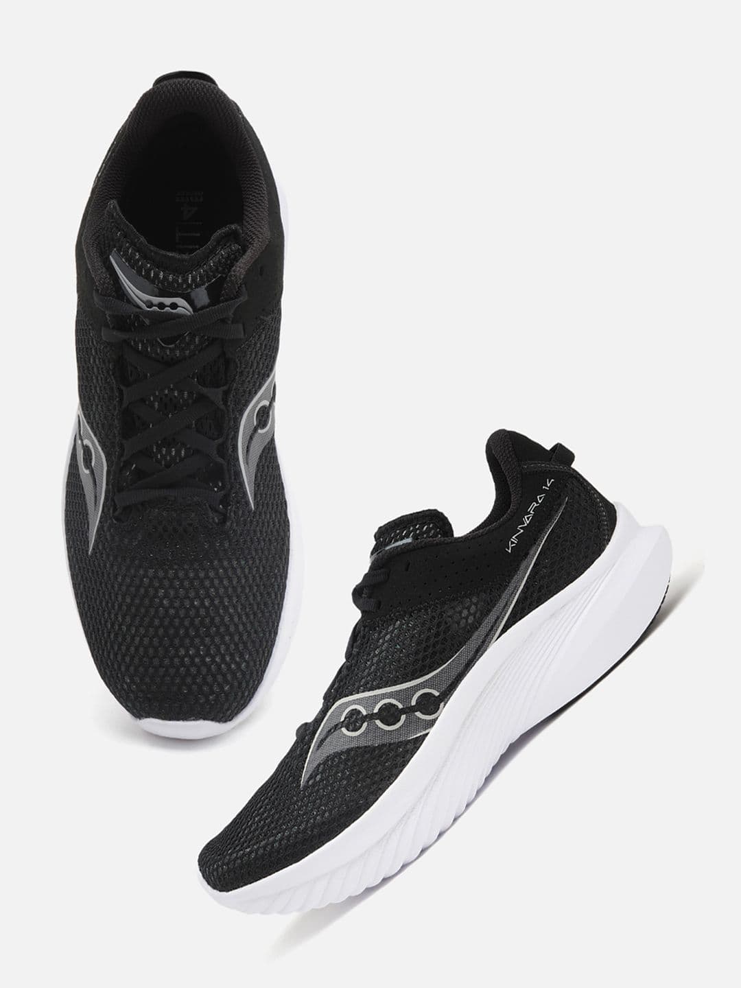 saucony Women Kinvara 14 Running Shoes - view 1