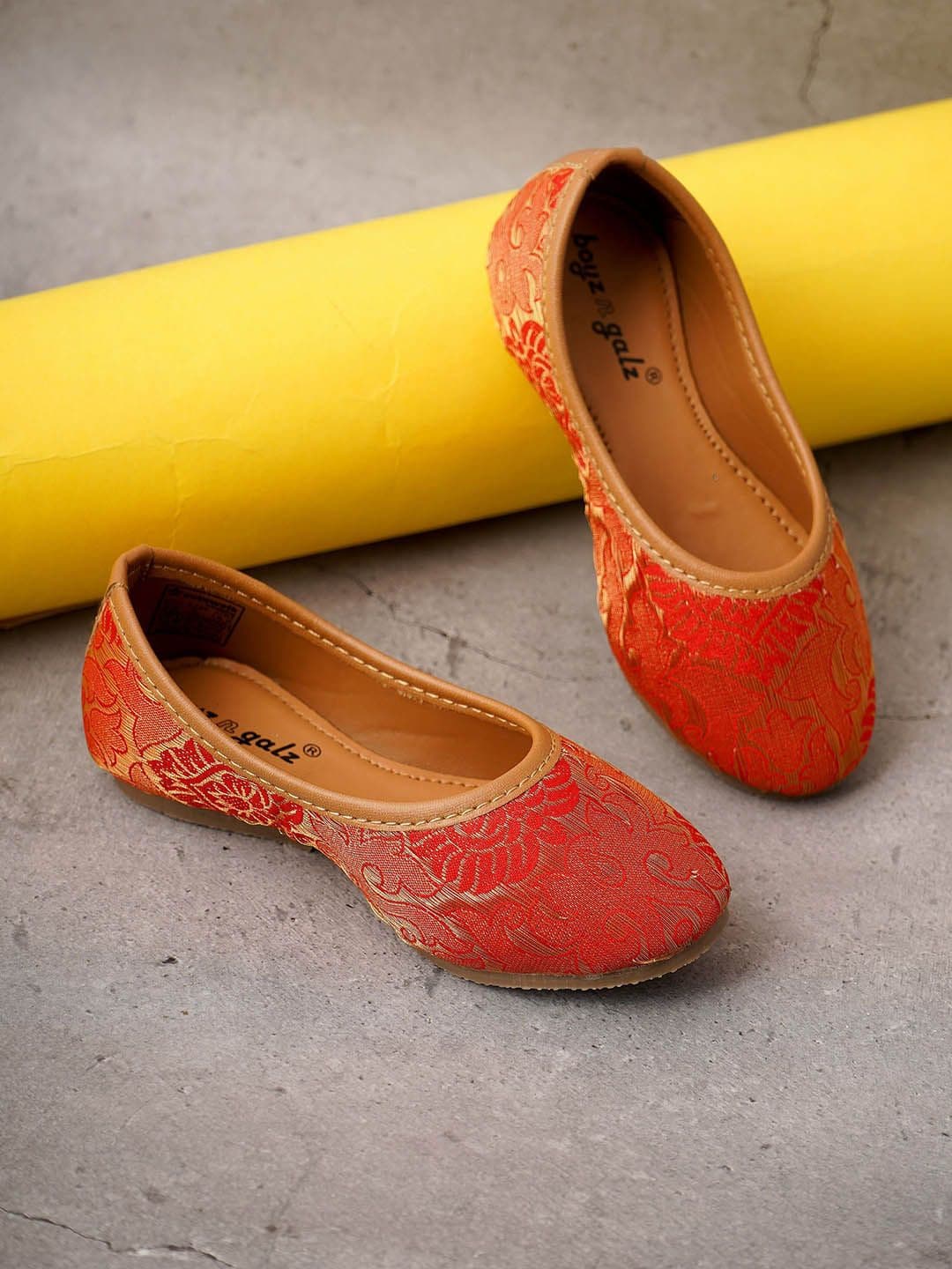 BOYZ N GALZ Girls Woven Design Mojaris Flats - view 1