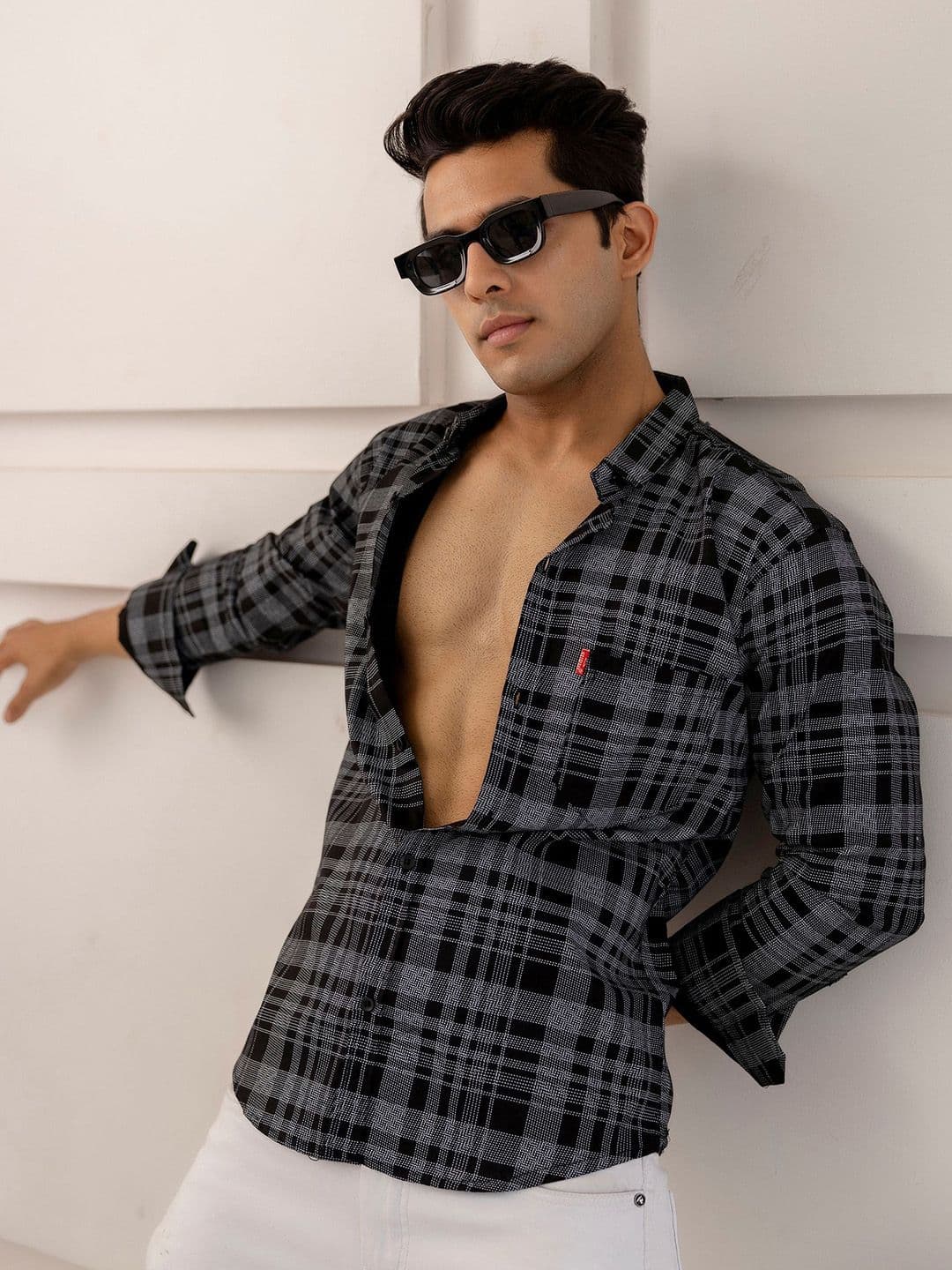 Pjyot by surhi Men Relaxed Tartan Checks Checked Casual Shirt - view 1