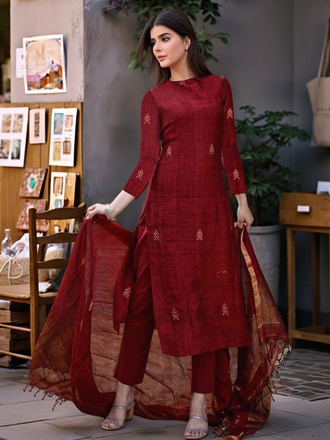 Aaghnya Women Printed Straight Kurta with Trousers & Dupatta - view 1