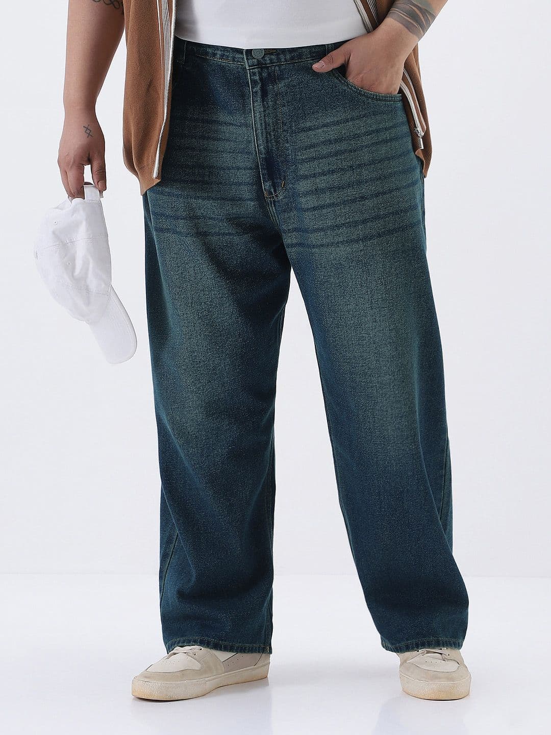 Urbano Plus Men Washed Blue Size Loose Relaxed Fit Mid-Rise Light Fade Stretchable Jeans - view 1