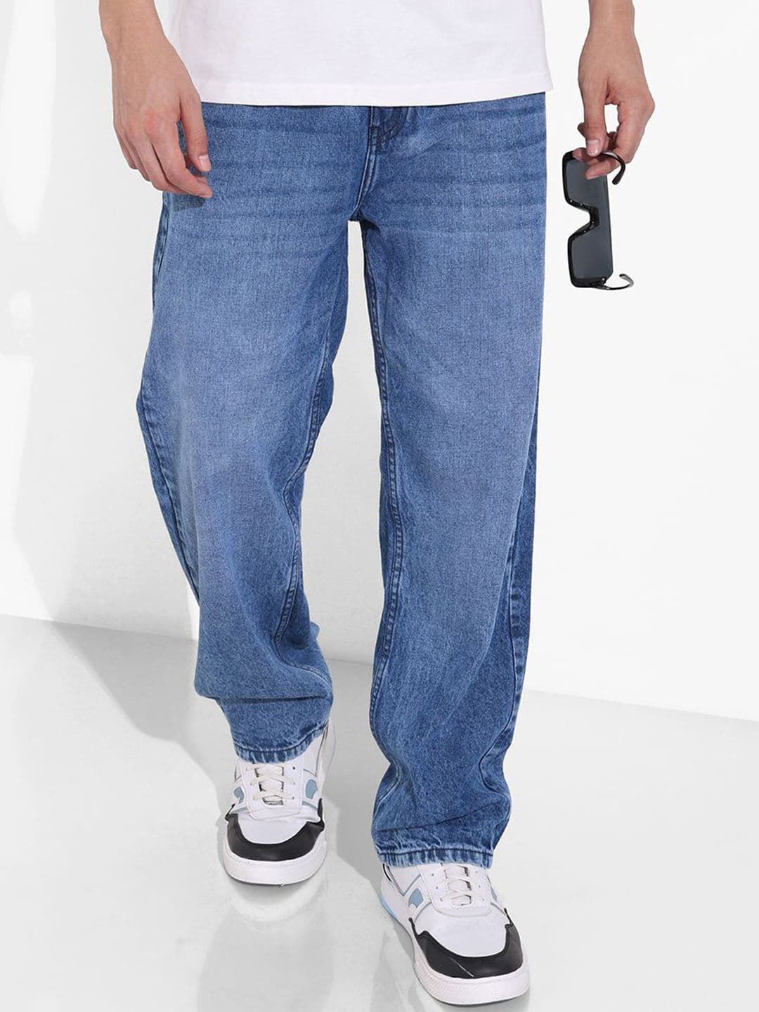 The Indian Garage Co Men Relaxed Fit Mid-Rise Light Fade Cotton Jeans - view 1