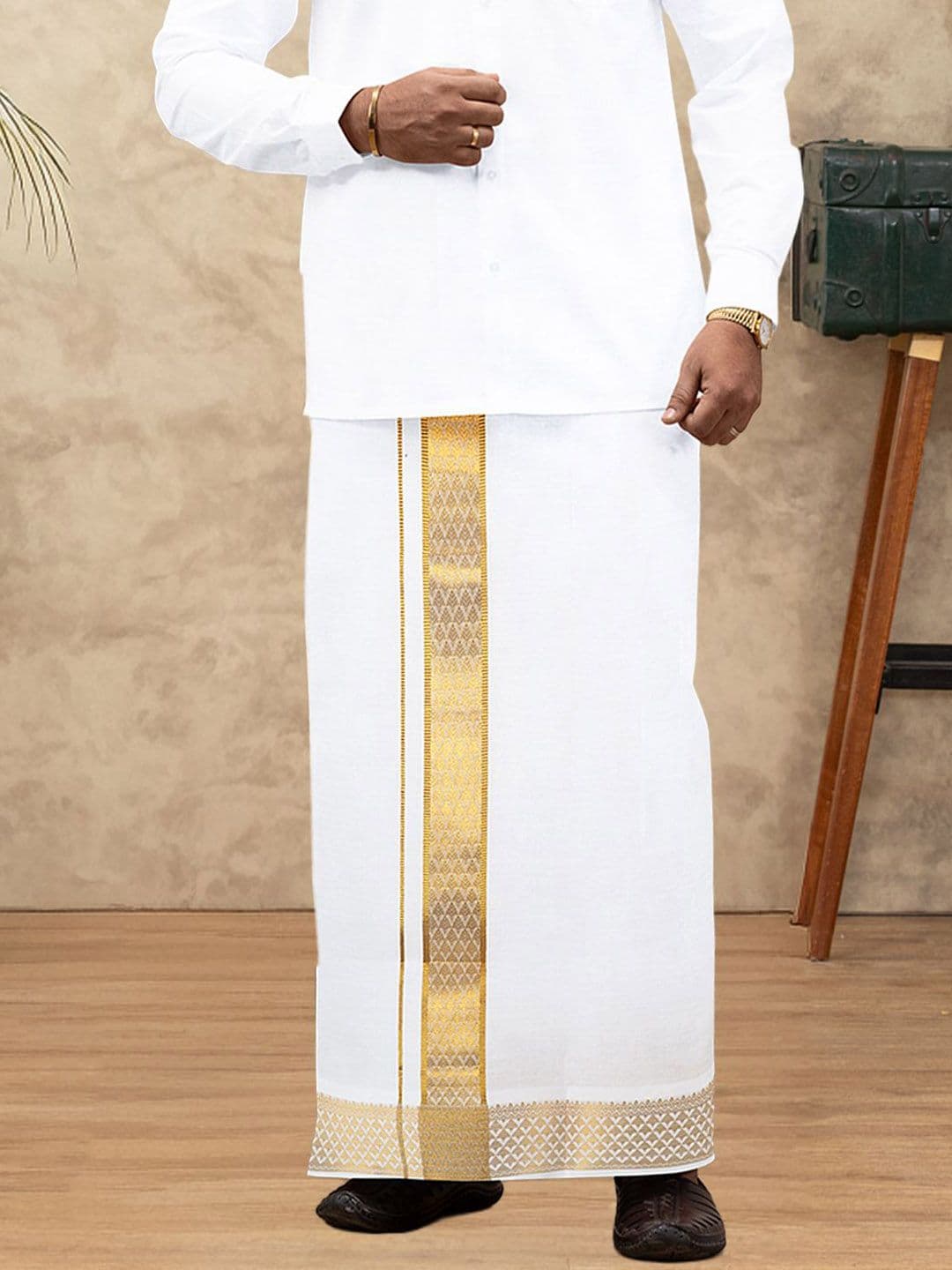 Ramraj Men Cotton Single Layer Dhoti - view 1
