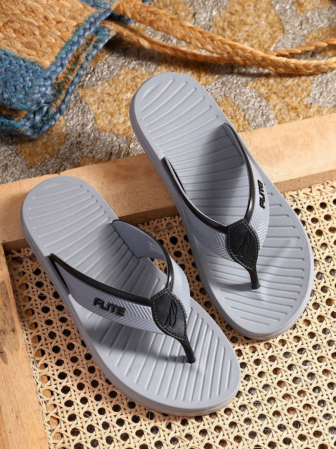 FLITE Men Textured T-Strap Flip Flops - view 1