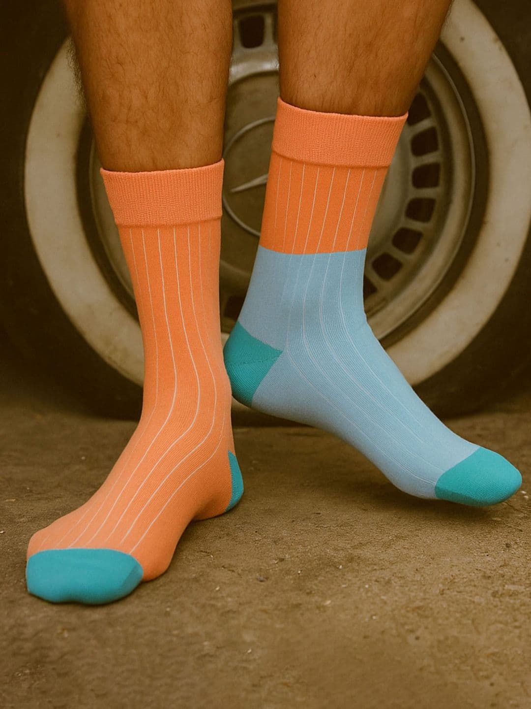 Soxytoes Unisex Colorblocked Bamboo Calf Length Striped Socks - view 1