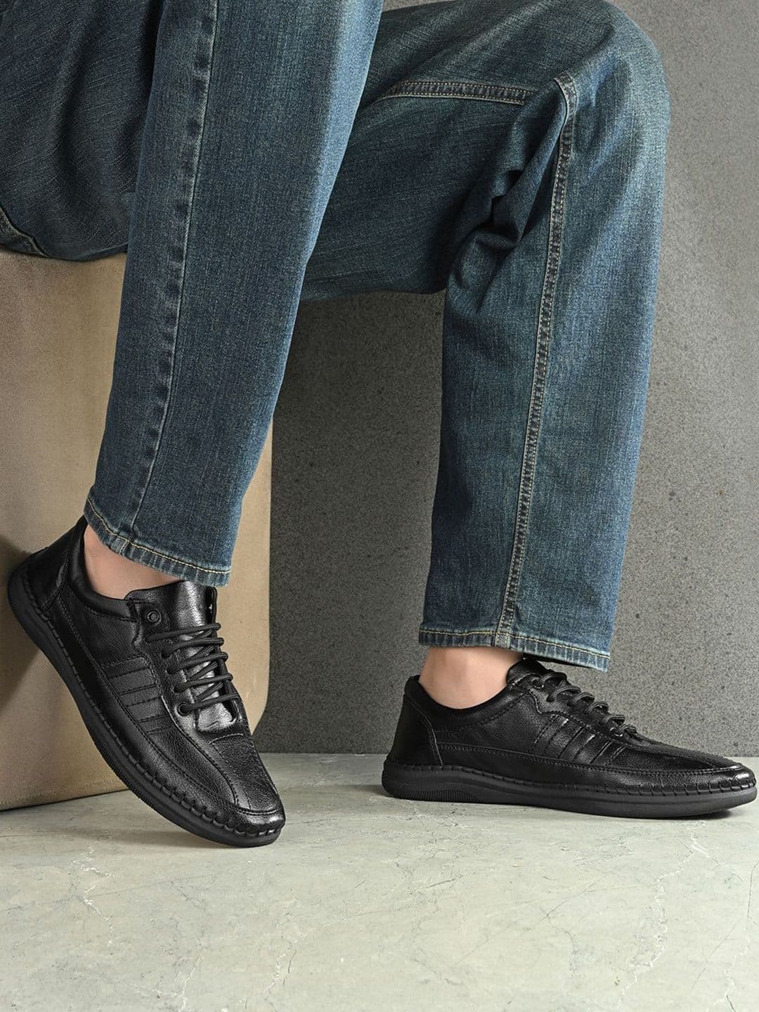 HERE&NOW Men Black Solid Lace Up Synthetic Leather Formal Shoes - view 1