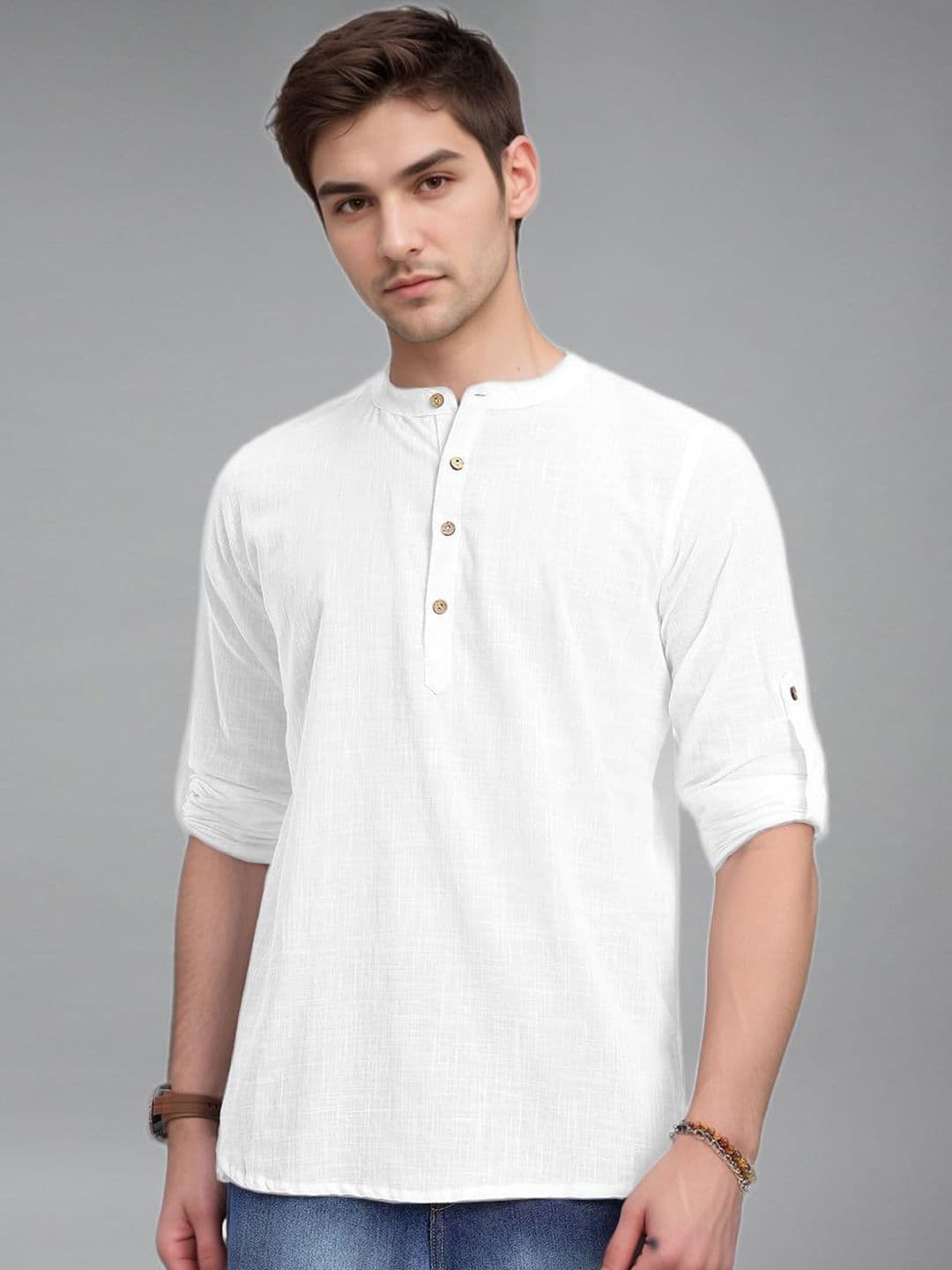 univibe Men Solid Daily Cotton Straight Kurta - view 1