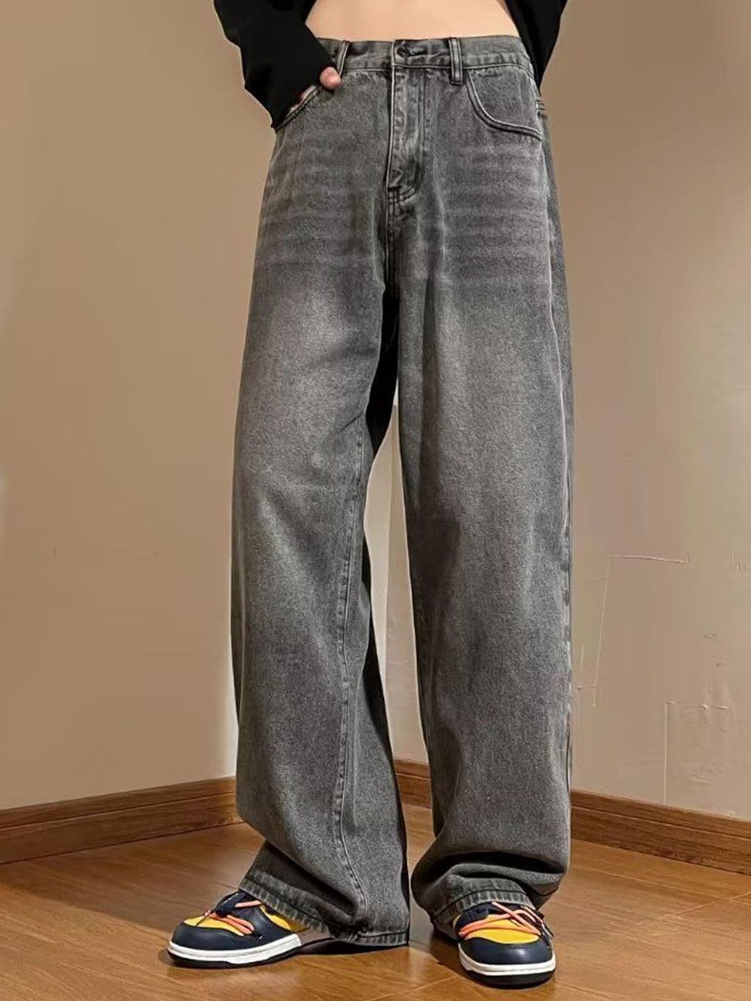 StyleCast x Revolte Men Relaxed Fit Mid-Rise Light Fade Jeans