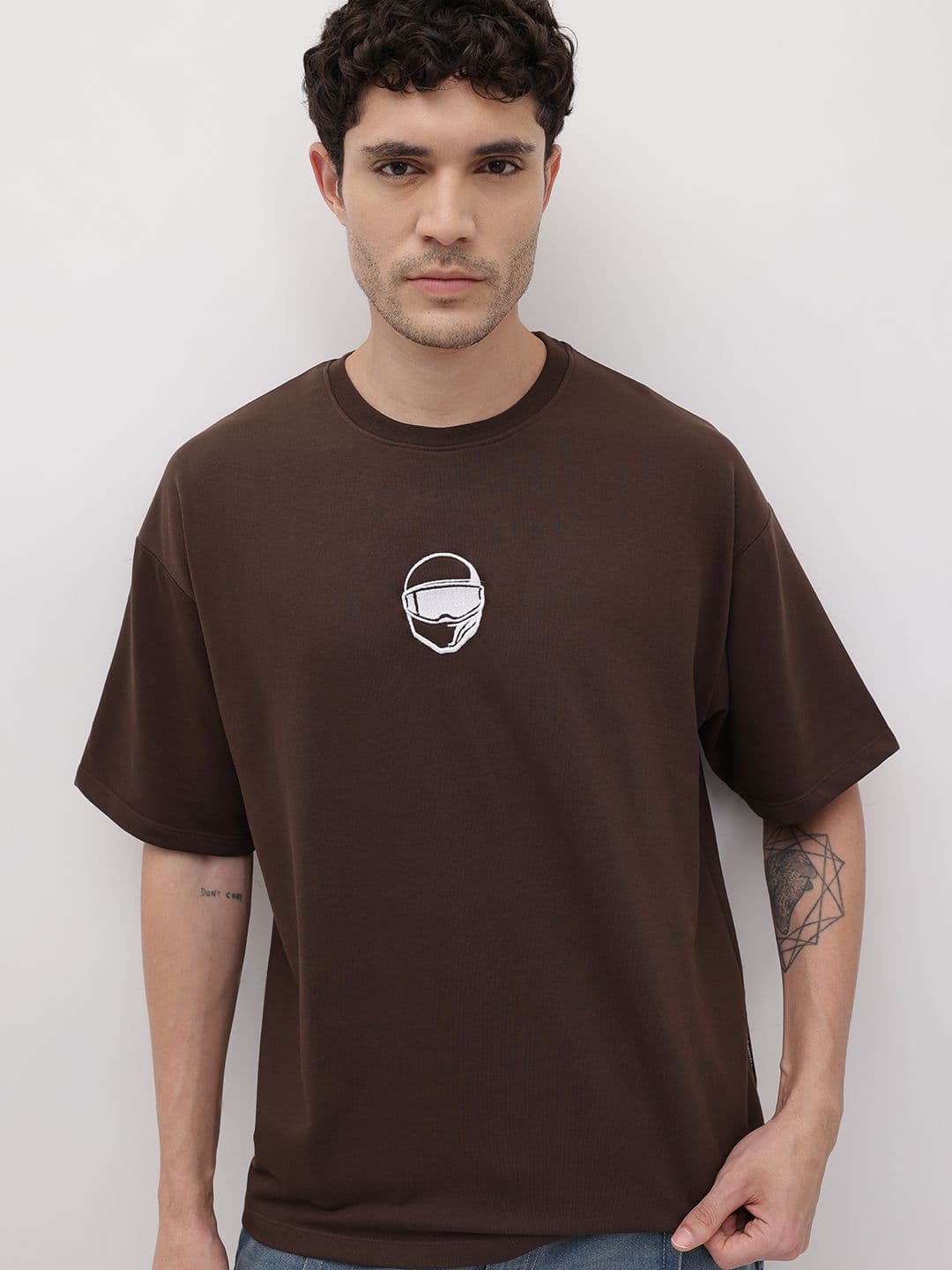 The Roadster Life Co. Drop-Shoulder Sleeves Applique Oversized T-shirt - view 1