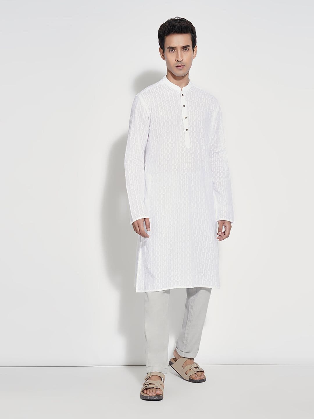 indus route by Pantaloons Striped Mandarin Collar Thread Work Dobby Cotton Kurta - view 1